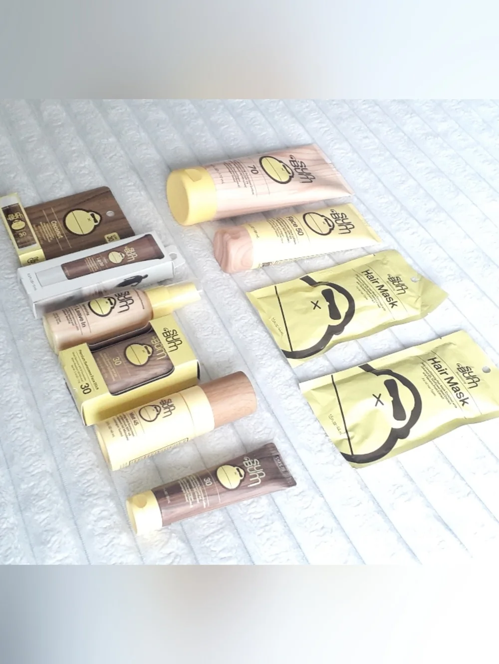 All NEW Sun Bum Bundle - Picture 2 of 6